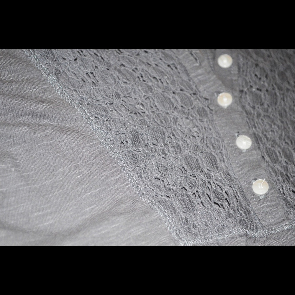 Gray Long Sleeve Tee - Lacey Bib Collar - Picture 3 of 3